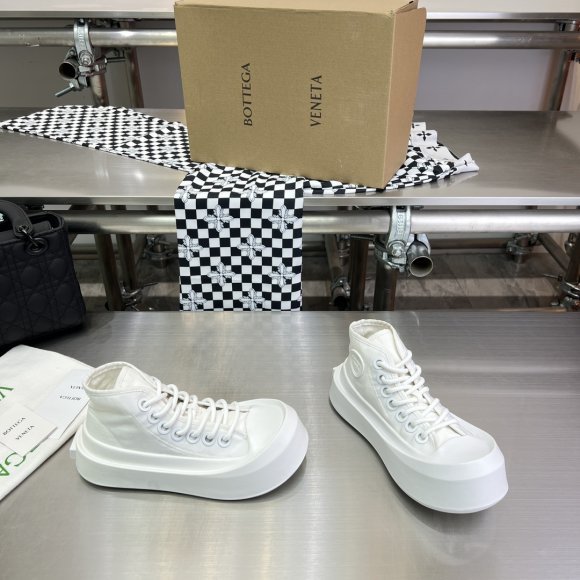 Bottega Veneta - Мужские  кеды ST3_1406BV1