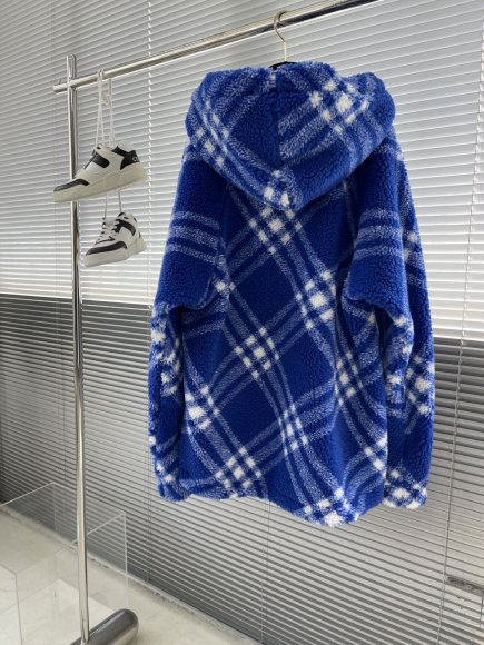 Burberry - Мужская кофта толстовка TJ_3010BU5 Burberry - Мужская кофта толстовка TJ_3010BU5