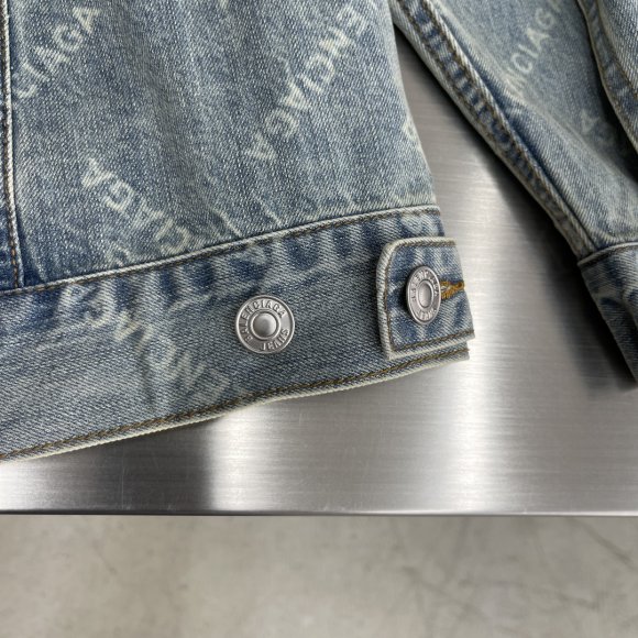 Balenciaga - Мужская джинсовая рубашка куртка TJ_0310BA1