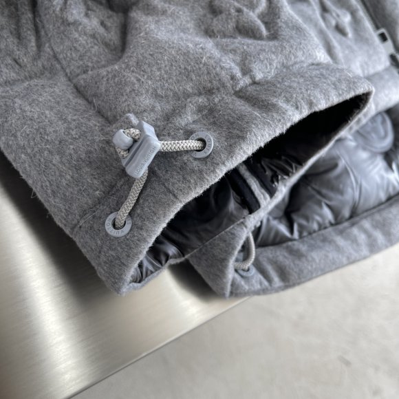 Louis Vuitton - Мужская шерстяная куртка пуховик TJ_1610LV3 Louis Vuitton - Мужская шерстяная куртка пуховик TJ_1610LV3