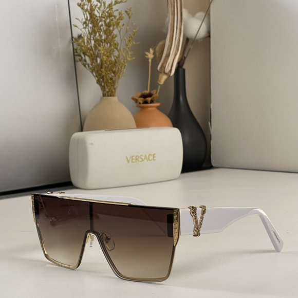 Versace - Солнцезащитные очки K2_2402VE15 Versace - Солнцезащитные очки K2_2402VE15