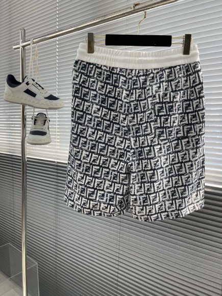 Fendi - Мужские шорты костюм TJ_2205FE6 Fendi - Мужские шорты костюм TJ_2205FE6