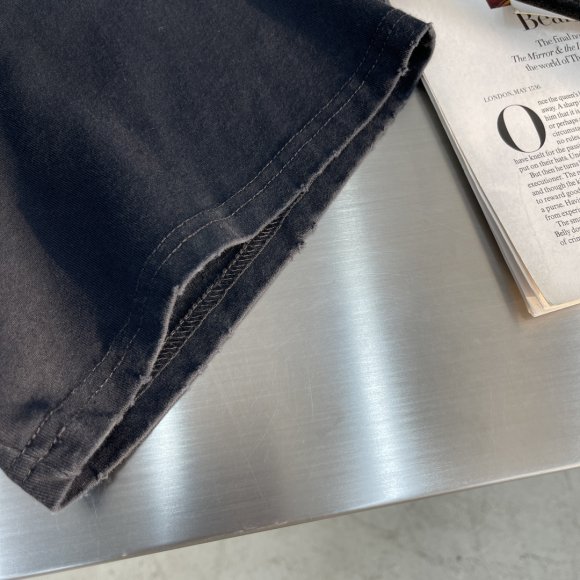 Balenciaga Pierced - Мужская футболка майка TJ_0506BA8 Balenciaga Pierced - Мужская футболка майка TJ_0506BA8