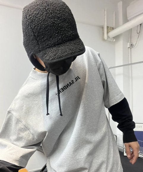 Jil Sander - Мужская кофта лонгслив DZ_2708JS4 Jil Sander - Мужская кофта лонгслив DZ_2708JS4