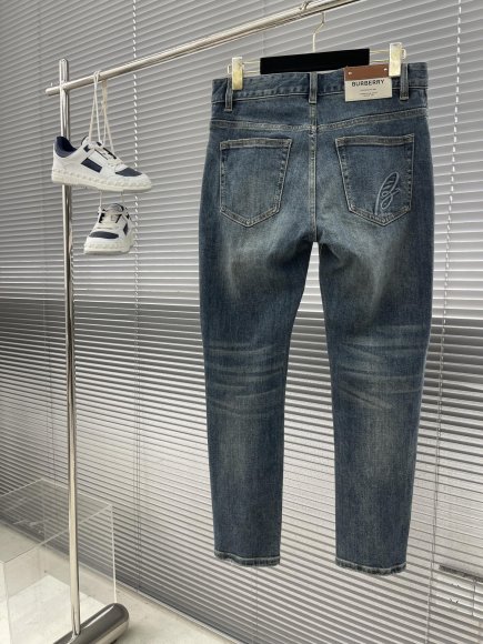 Burberry - Мужские штаны джинсы TJ_2205BU7 Burberry - Мужские штаны джинсы TJ_2205BU7