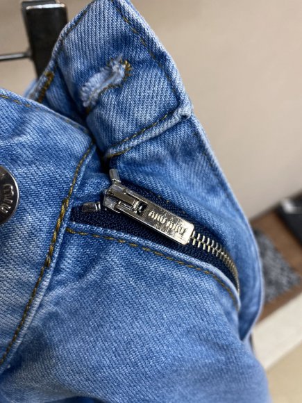 Miu Miu - Мужские джинсовые шорты DZ_1007MM6