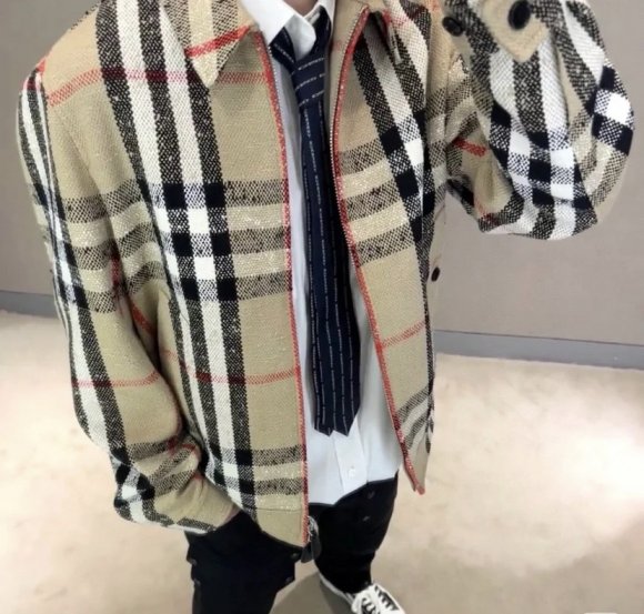 Burberry - Мужская куртка ветровка пиджак DZ_1909BU3