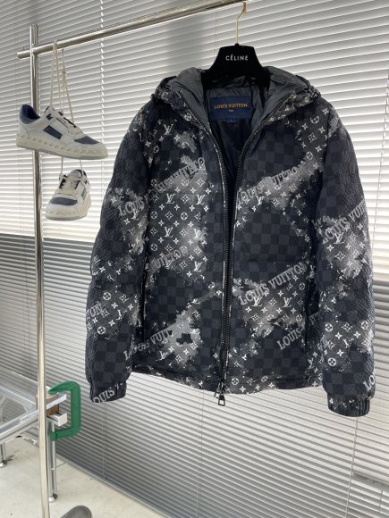 Louis Vuitton - Мужская куртка пуховик TJ_1411LV10 Louis Vuitton - Мужская куртка пуховик TJ_1411LV10