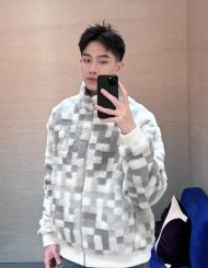 Louis Vuitton - Мужская куртка кофта толстовка DZ_2811LV8