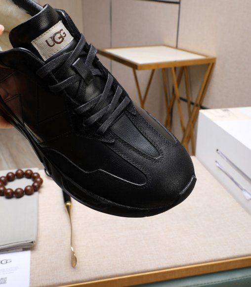 UGG - Мужские зимние кроссовки GTL_1712UG3