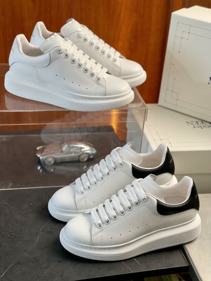 Alexander McQueen - Женские кроссовки ботинки RR_0203AM2W Alexander McQueen - Женские кроссовки ботинки RR_0203AM2W