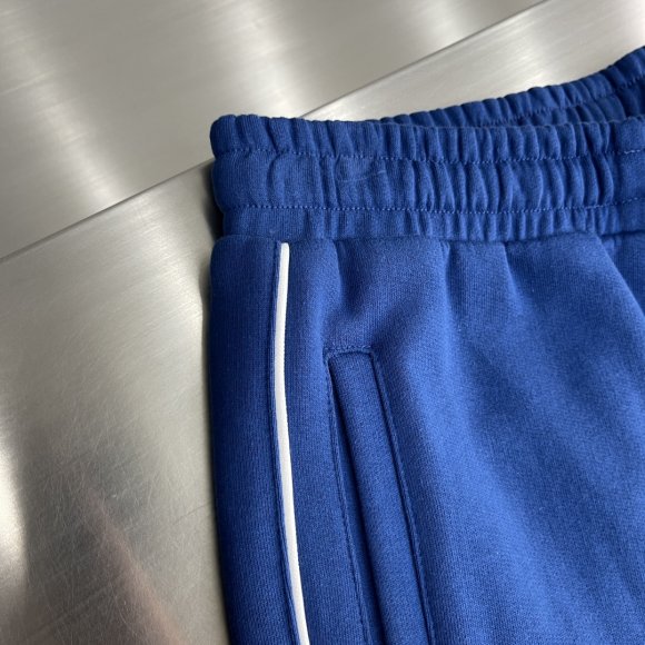 Gucci - Мужские спортивные штаны TJ_0410GU3 Gucci - Мужские спортивные штаны TJ_0410GU3