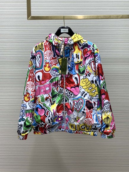 Gucci - Мужская двухсторонняя куртка ветровка TI_3007GU11