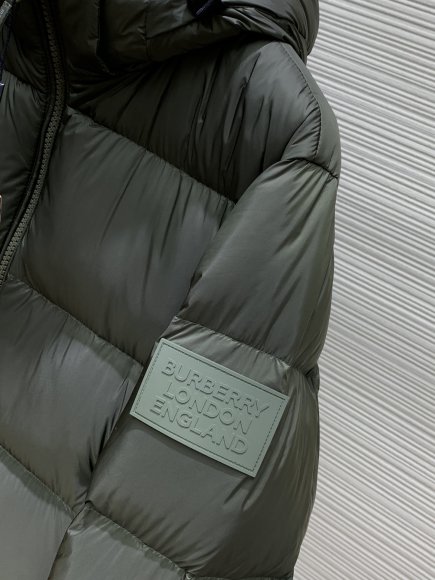 Burberry - Мужская куртка пуховик TI_0111BU2