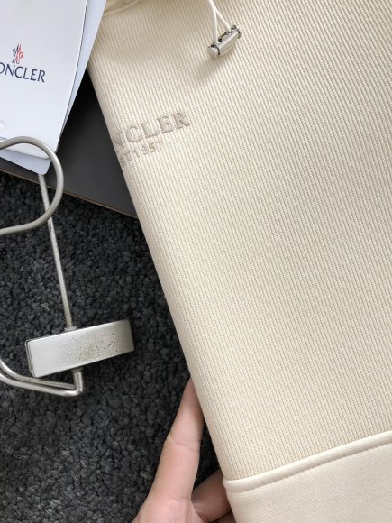 Moncler - Мужская утепленная кофта свитер худи DF_1511MO1