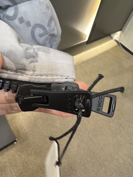 Gucci - Мужская куртка пуховик DZ_2811GU9 Gucci - Мужская куртка пуховик DZ_2811GU9