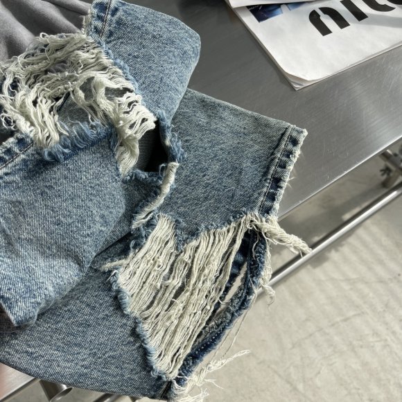 Balenciaga - Мужские штаны джинсы TI_2111BA5 Balenciaga - Мужские штаны джинсы TI_2111BA5