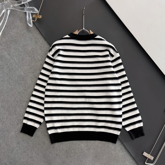 Burberry - Мужская кофта свитер DZ_0501BU2 Burberry - Мужская кофта свитер DZ_0501BU2