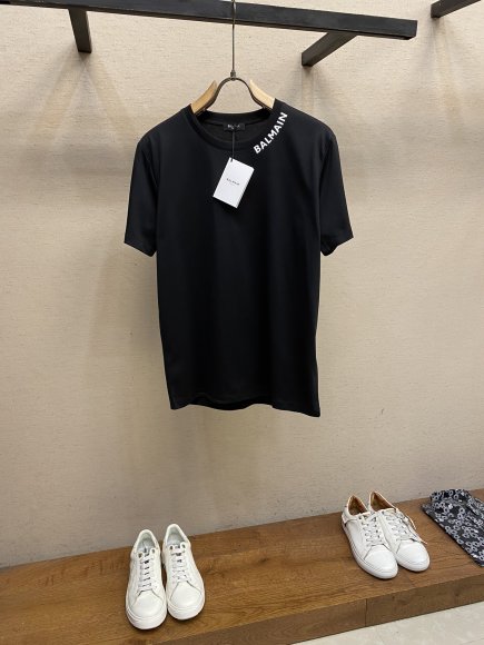 Balmain - Мужская футболка DZ_1701BA5 Balmain - Мужская футболка DZ_1701BA5