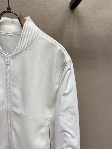 Louis Vuitton - Мужская двусторонняя куртка ветровка бомбер DZ_2708LV7 Louis Vuitton - Мужская двусторонняя куртка ветровка бомбер DZ_2708LV7