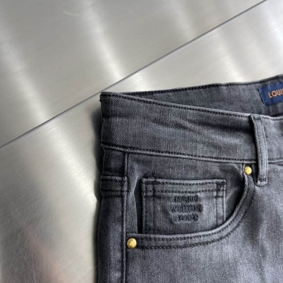 Louis Vuitton - Мужские штаны джинсы TJ_0310LV5 Louis Vuitton - Мужские штаны джинсы TJ_0310LV5