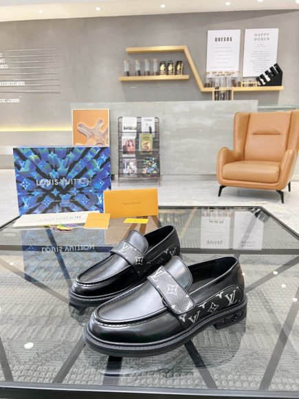 Louis Vuitton - Мужские туфли лоферы RU_2305LV1 Louis Vuitton - Мужские туфли лоферы RU_2305LV1