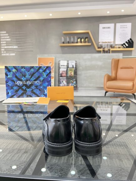 Louis Vuitton - Мужские туфли лоферы RU_2305LV1 Louis Vuitton - Мужские туфли лоферы RU_2305LV1