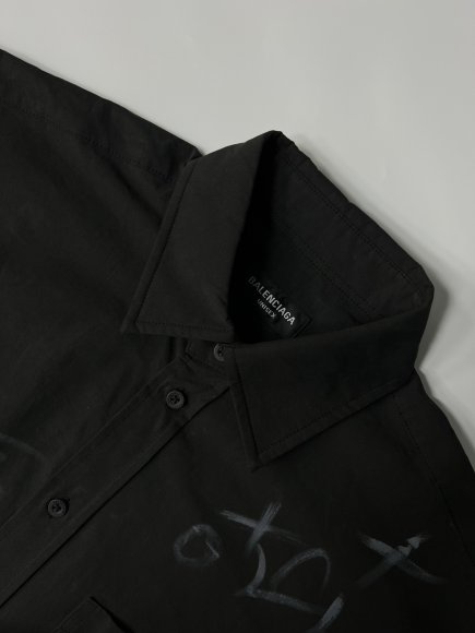 Balenciaga Graffiti - Мужская рубашка C1_1406BA3 Balenciaga Graffiti - Мужская рубашка C1_1406BA3