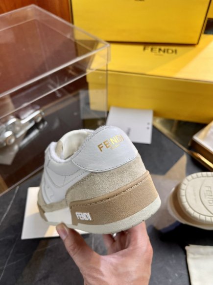 Fendi 2022 Женские кроссовки кеды TI_1303FE2