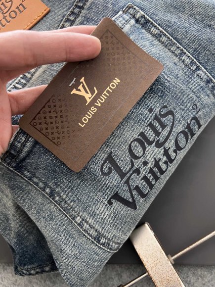 Louis Vuitton - Мужские штаны джинсы DZ_0501LV4
