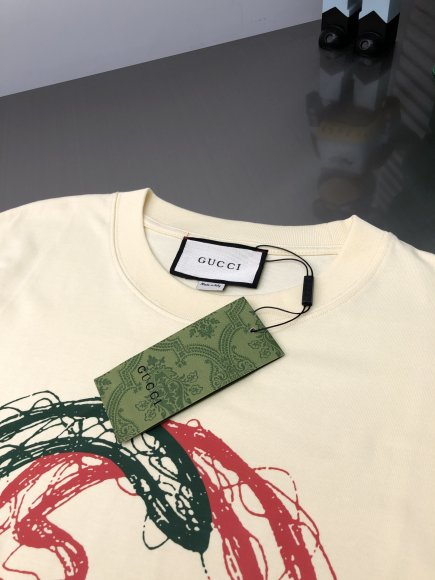 Gucci - Мужская футболка майка DZ_2205GU4 Gucci - Мужская футболка майка DZ_2205GU4