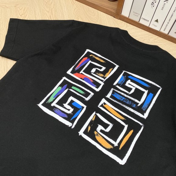 Givenchy - Мужская футболка майка LE_2606GI8 Givenchy - Мужская футболка майка LE_2606GI8