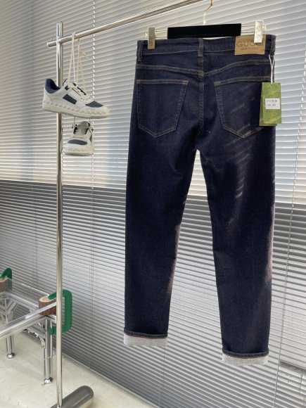 Gucci - Мужские штаны джинсы TJ_0310GU7 Gucci - Мужские штаны джинсы TJ_0310GU7