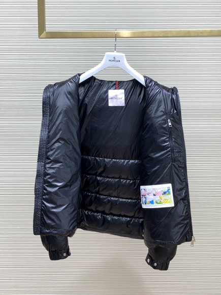 Moncler - Мужская куртка пуховик TI_0111MO5 Moncler - Мужская куртка пуховик TI_0111MO5
