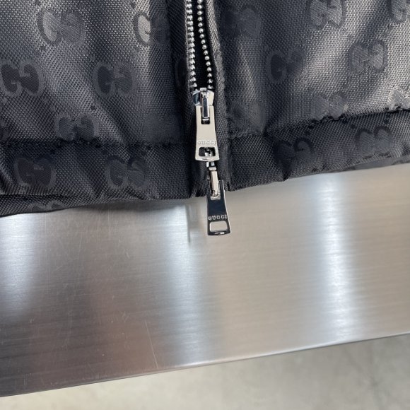 Gucci - Мужская куртка пуховик TJ_2911GU2 Gucci - Мужская куртка пуховик TJ_2911GU2