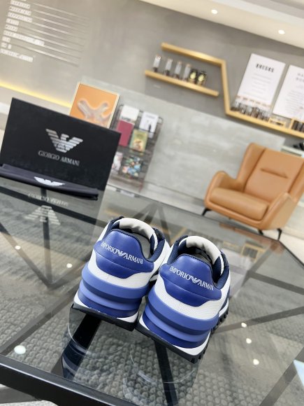 Emporio Armani - Мужские кроссовки RU_0705EA1 Emporio Armani - Мужские кроссовки RU_0705EA1