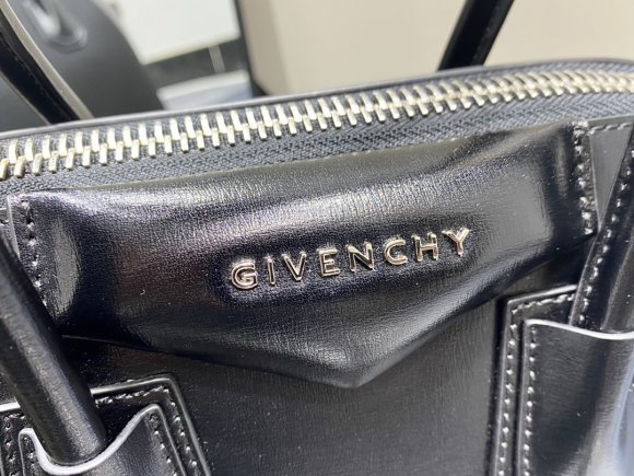 Givenchy classic Antigona Женская сумка GI_0502GI3 Givenchy classic Antigona Женская сумка GI_0502GI3