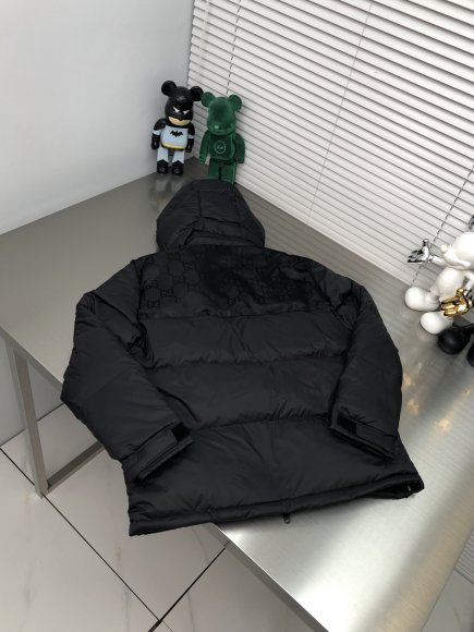 Gucci Cruise - Мужская куртка пуховик DZ_2211GU2 Gucci Cruise - Мужская куртка пуховик DZ_2211GU2