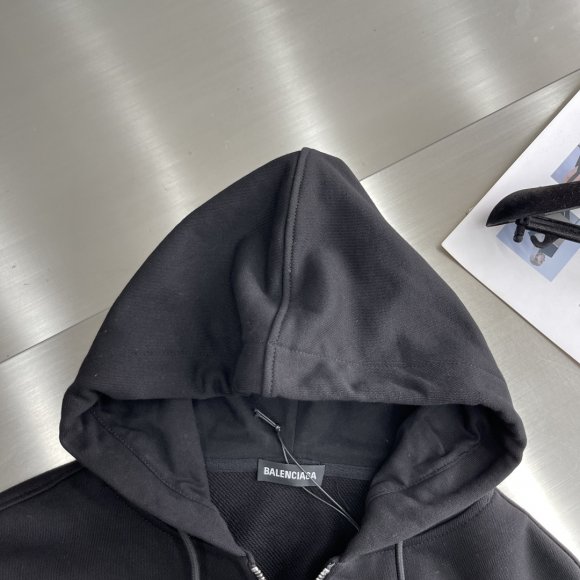 Balenciaga - Мужская кофта толстовка TJ_2012BA9 Balenciaga - Мужская кофта толстовка TJ_2012BA9