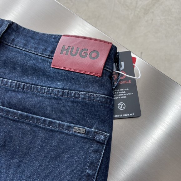 Hugo Boss - Мужские штаны джинсы TJ_0310HB8 Hugo Boss - Мужские штаны джинсы TJ_0310HB8