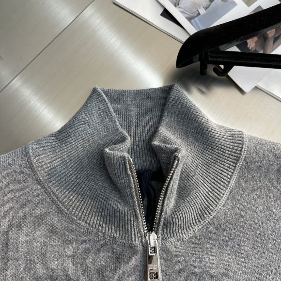 Prada - Мужская шерстяная кофта свитер кардиган TJ_1610PR10