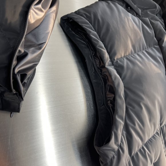 Moncler Allymes - Женская куртка жилет пуховик TJ_2911MO3 Moncler Allymes - Женская куртка жилет пуховик TJ_2911MO3