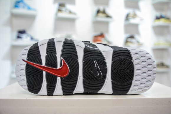 Nike Air More Uptempo - Женские шлепанцы PH_2305NI1W Nike Air More Uptempo - Женские шлепанцы PH_2305NI1W