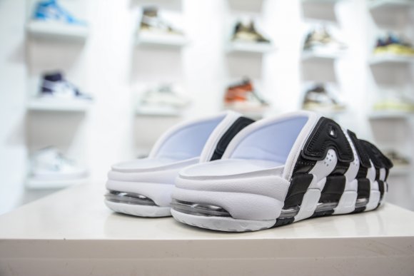 Nike Air More Uptempo - Женские шлепанцы PH_2305NI1W Nike Air More Uptempo - Женские шлепанцы PH_2305NI1W