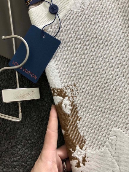 Louis Vuitton - Мужская кофта свитер DZ_0501LV6 Louis Vuitton - Мужская кофта свитер DZ_0501LV6