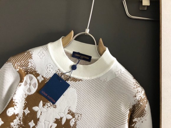 Louis Vuitton - Мужская кофта свитер DZ_0501LV6 Louis Vuitton - Мужская кофта свитер DZ_0501LV6