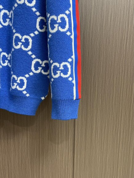 Gucci Cruise Aprés Ski - Мужская кофта худи DZ_1701GU9  Gucci Cruise Aprés Ski - Мужская кофта худи DZ_1701GU9