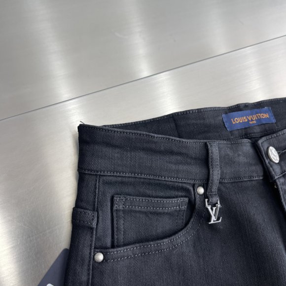 Louis Vuitton - Мужские штаны джинсы TJ_0310LV9 Louis Vuitton - Мужские штаны джинсы TJ_0310LV9