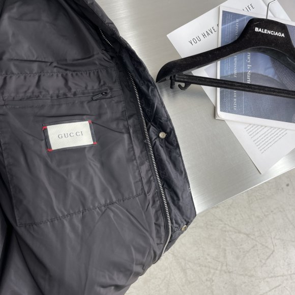 Gucci - Мужская куртка пальто пуховик TJ_2911GU4 Gucci - Мужская куртка пальто пуховик TJ_2911GU4