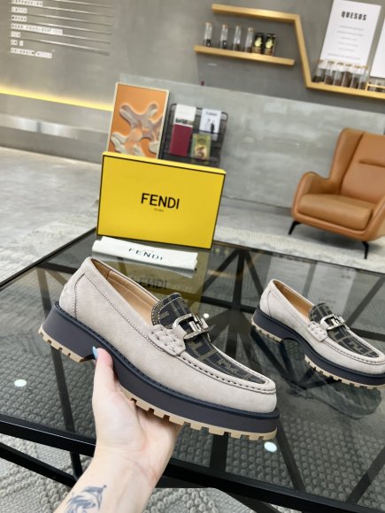 Fendi - Мужские туфли лоферы RU_0705FE3